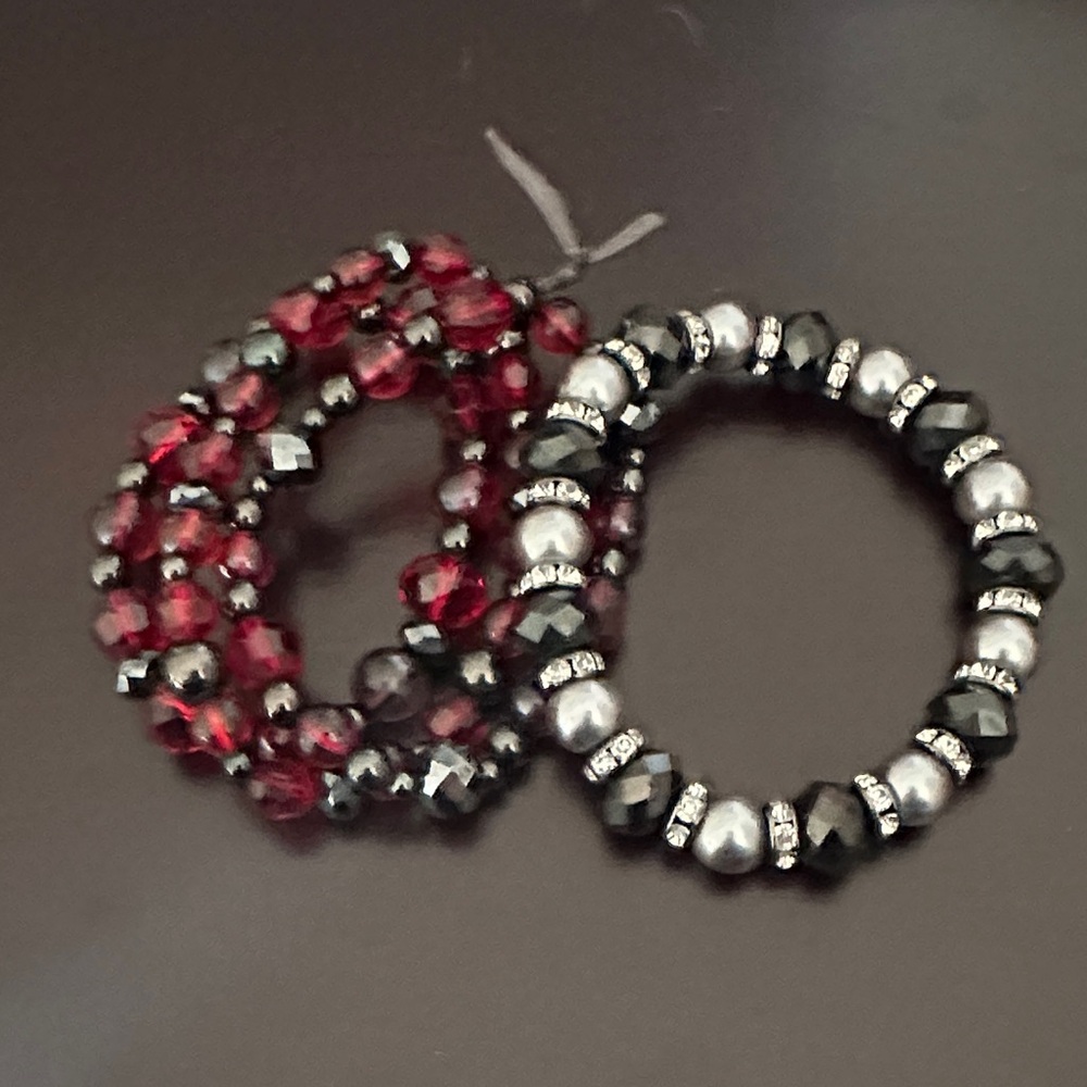 Elegant Red and Black Beaded Stretch Bracelets - Women Jewelry